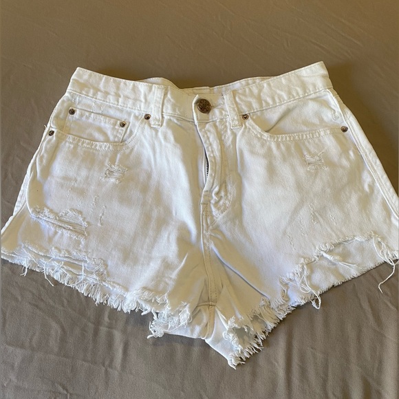 White Jean shorts - Picture 3 of 5